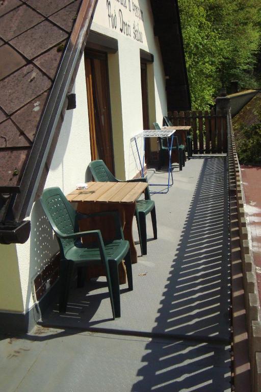 Restaurant a penzion Pod Draci skalou Karlštejn Camera foto